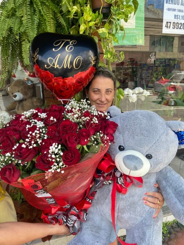 flores com urso