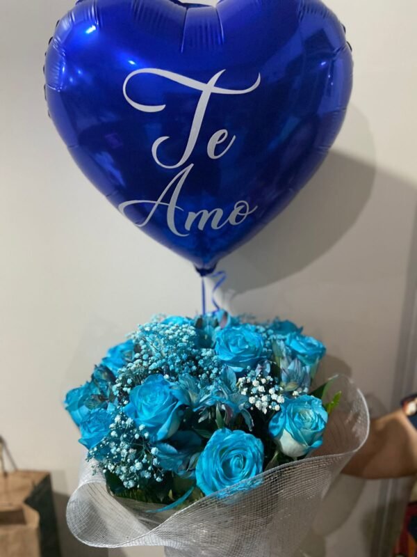 Buque de Rosas Azuis